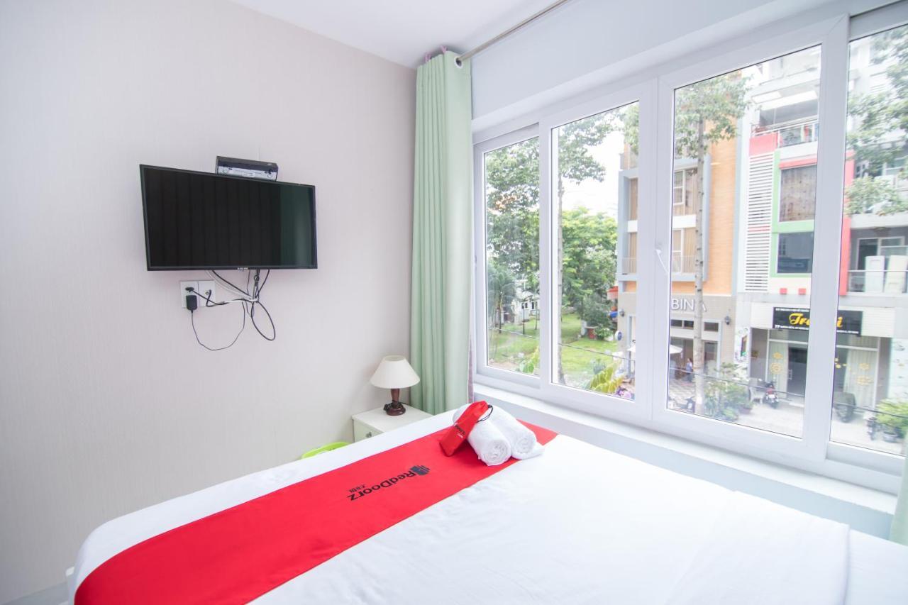 Reddoorz Near Sc Vivocity Mall 2 호치민 외부 사진